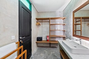 Abu Villa by Betterplace