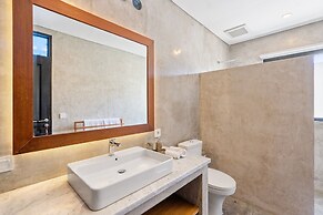 Abu Villa by Betterplace