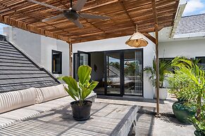Abu Villa by Betterplace