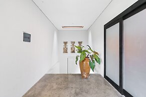 Abu Villa by Betterplace