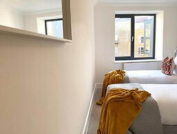 Modern Stylish 2 bedroom 2 Bath Apts.