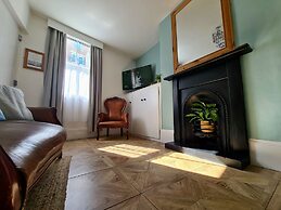 Albion Cottage