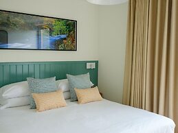 Meadow 2 Bedroom Lodge 39