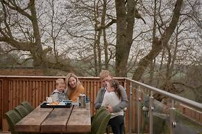 Meadow 2 Bedroom Lodge 40