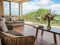 Meadow 2 Bedroom Lodge 3