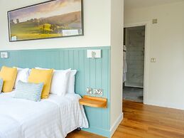Meadow 2 Bedroom Lodge 3