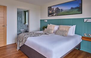 Valley View 3 Bedroom Lodge 2