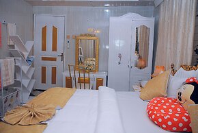 AFRIKANDO ROYAL CASTLE