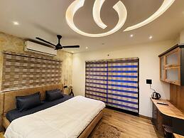 HomeEscape Luxe 2BHK Penthouse Near LIG