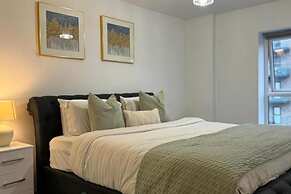 Stunning 2-bed Apartment in Dartford