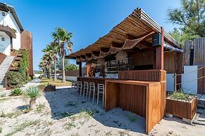 La Villa Miramar