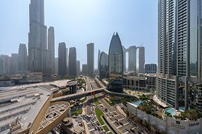 Maison Privee - Dazzling Studio w/ Direct Burj Khalifa Views