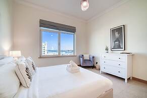 Chic Beachside 3BR Living at the Palm