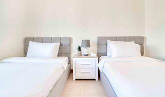 Chic Beachside 3BR Living at the Palm
