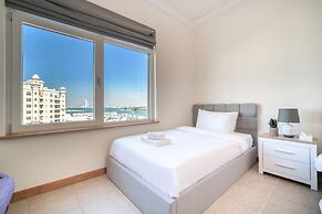 Chic Beachside 3BR Living at the Palm