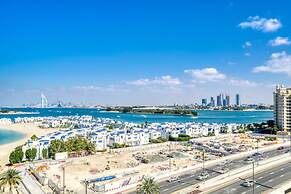 Chic Beachside 3BR Living at the Palm