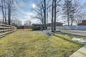 Cozy Kalamazoo Studio, 4 Mi to Downtown Area!