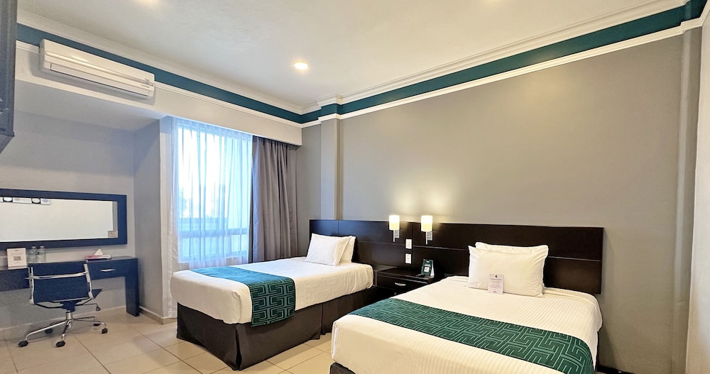 InHouse Hotel León