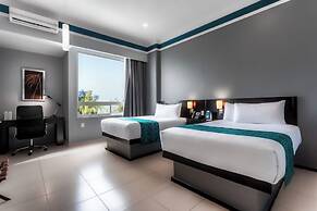 InHouse Hotel León