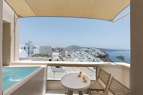 Morfes Luxury Suites by Caldera Houses