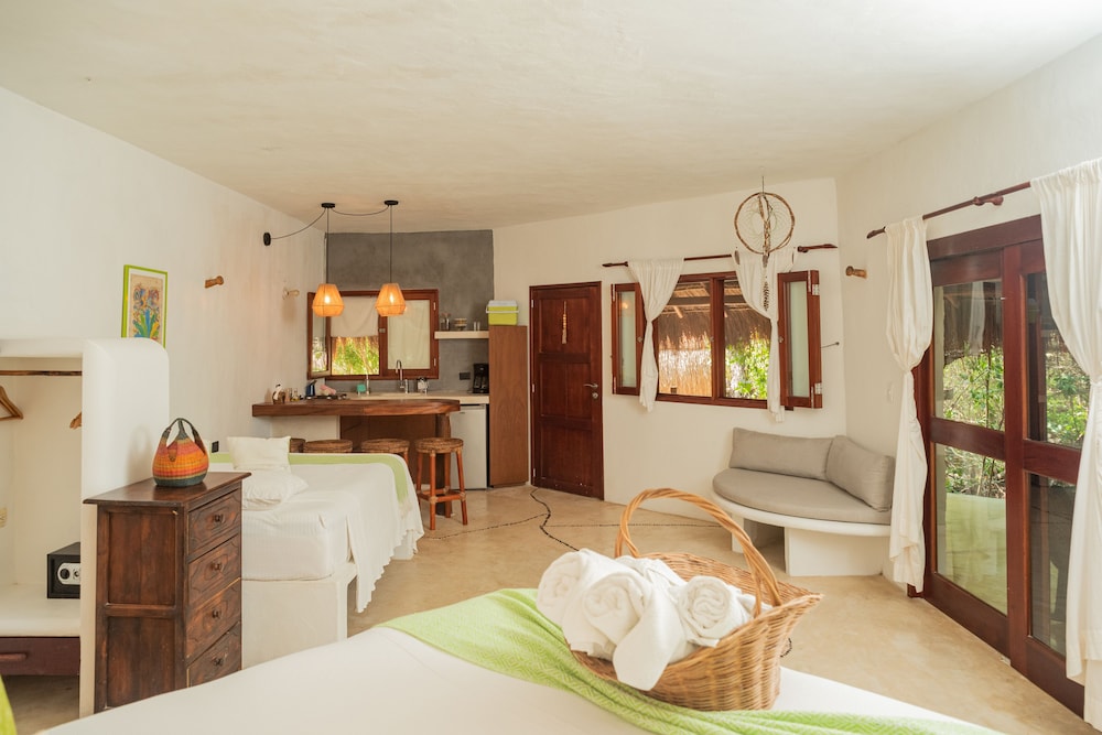 Hotel Casa Takywara