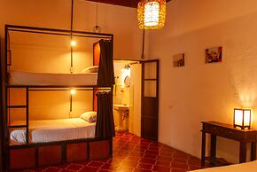 Tzunun Hostel