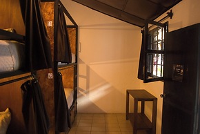Tzunun Hostel