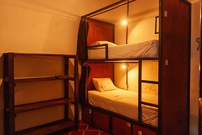 Tzunun Hostel