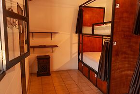 Tzunun Hostel