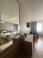 ERA PALACE HOTEL