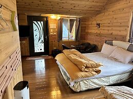 Lalashan B&B