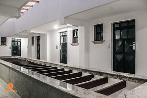 5 PM Hotel