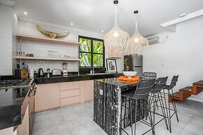 Mare Villa by Betterplace