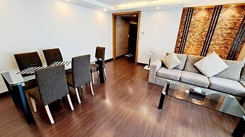 5B - 2 Bedroom Downtown Apartment With Shared Pool