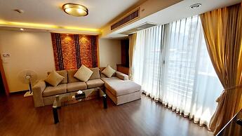 5B - 2 Bedroom Downtown Apartment With Shared Pool