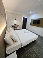 Luna Hotel by Moonknight