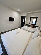 Luna Hotel by Moonknight