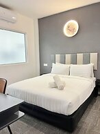Luna Hotel by Moonknight