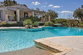 Villa Iris