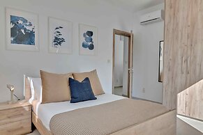 Phaedrus Living: Eolus Residences Aphrodite