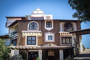 SOLACHE INN