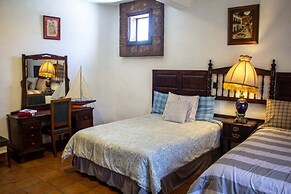 SOLACHE INN
