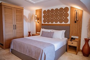 Villaqua Boutique Hotel