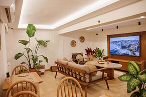 Villaqua Boutique Hotel