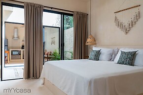 Casa Yaakun