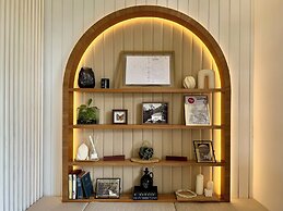 Eythrope Boutique Villa
