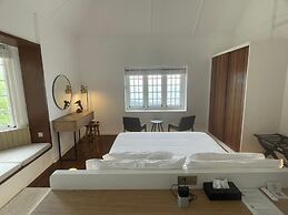Eythrope Boutique Villa