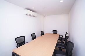 Hotel Lyf Corporate Suites Meera Bagh