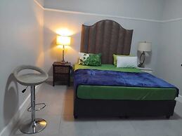 Neo & ruks Lodge Goowood