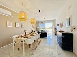 Lilu Villa 1 With Private Pool and Seaview